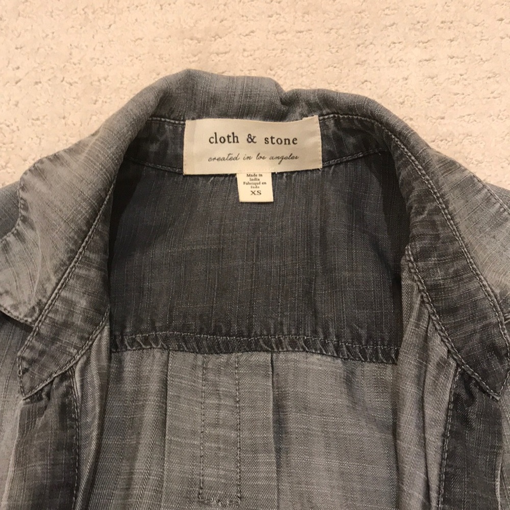 Cloth & Stone button down - Picture 2 of 2